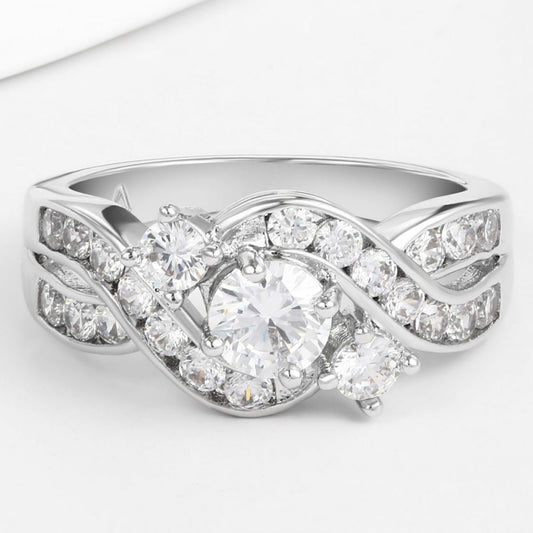 Anel de Liga de Ouro com Cristal Emporia® Branco