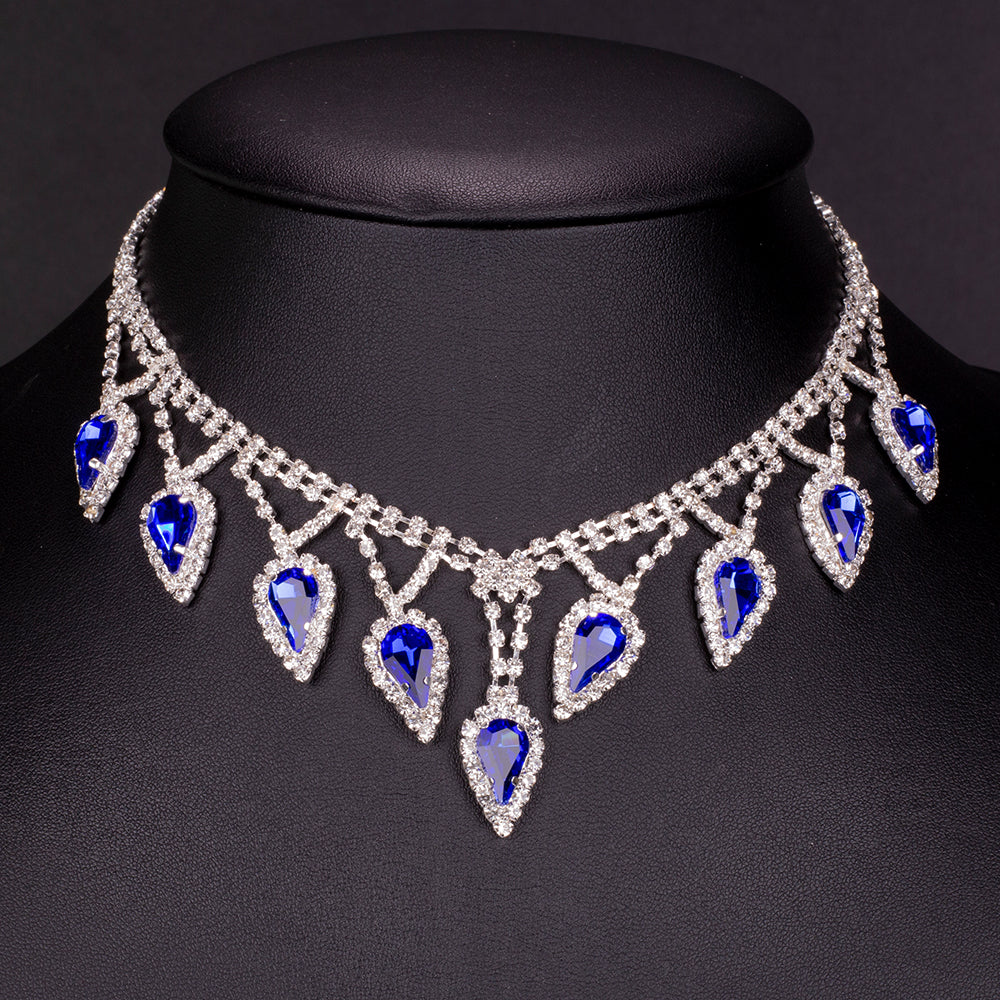 Conjunto de Liga de Ouro com Cristal Emporia® Azul e Cristal Emporia® Branco ( Colar+Brincos )