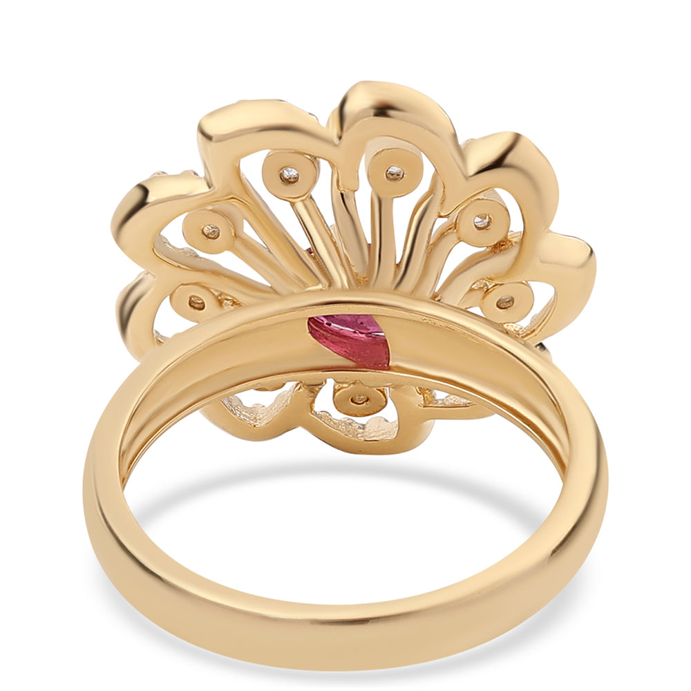 Anel de Prata com Banho de Ouro com Rubi da Tailândia e Topázio Branco Contraste: Cabeca de Veado (800)