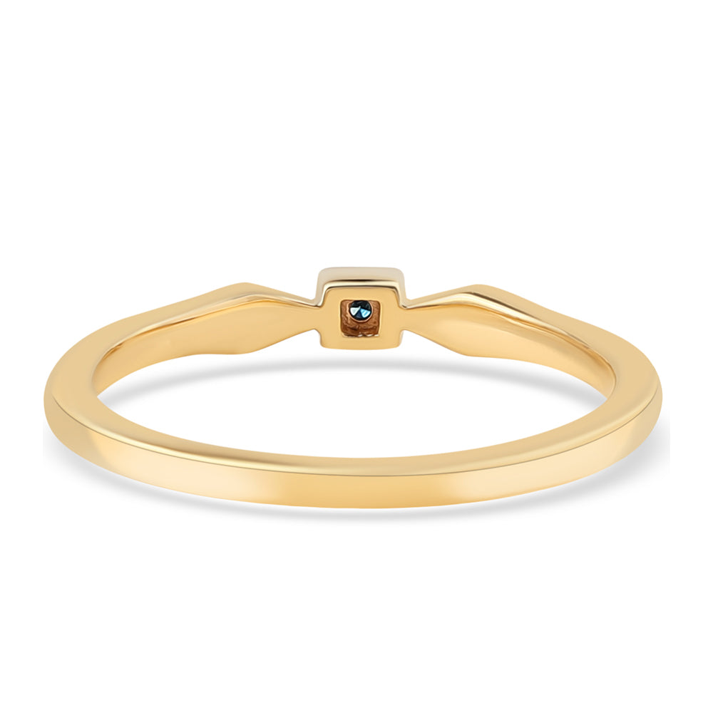 Anel de Prata com Banho de Ouro com Diamante Azul