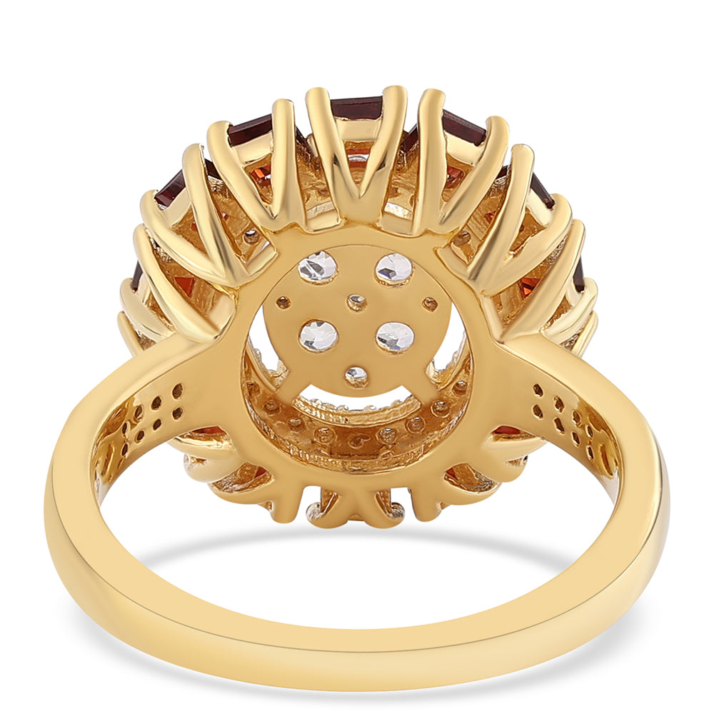 Anel de Prata com Banho de Ouro com Granada de Barton e Topázio Branco Contraste: Cabeca de Veado (800)