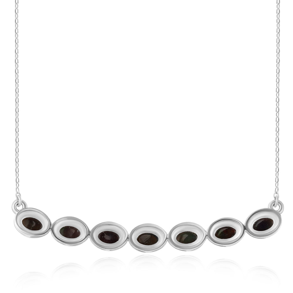 Colar de Prata com Opala Preta de Lega Dembi da Etiópia Contraste: Cabeca de Veado (800)