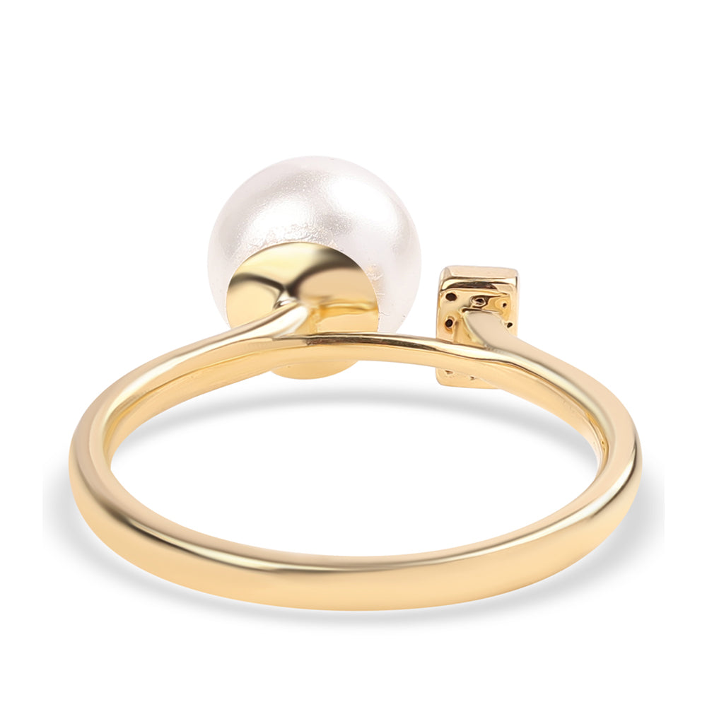 Anel de Prata com Banho de Ouro com Pérola de Água Doce Branca e Topázio Branco