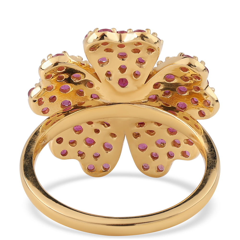 Anel de Prata com Banho de Ouro com Rubi de Moçambique e Topázio Branco Contraste: Cabeca de Veado (800)