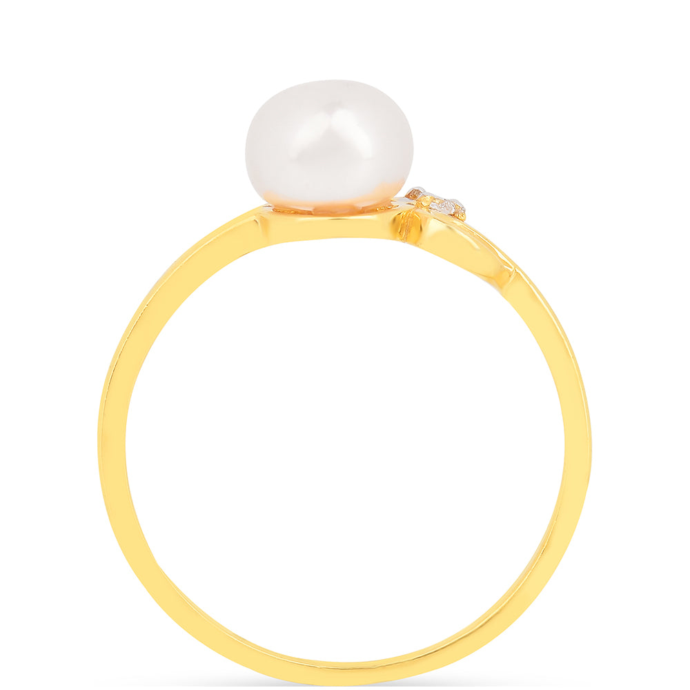 Anel de Prata com Banho de Ouro com Pérola Branca de Água Creme e Zircão Branco