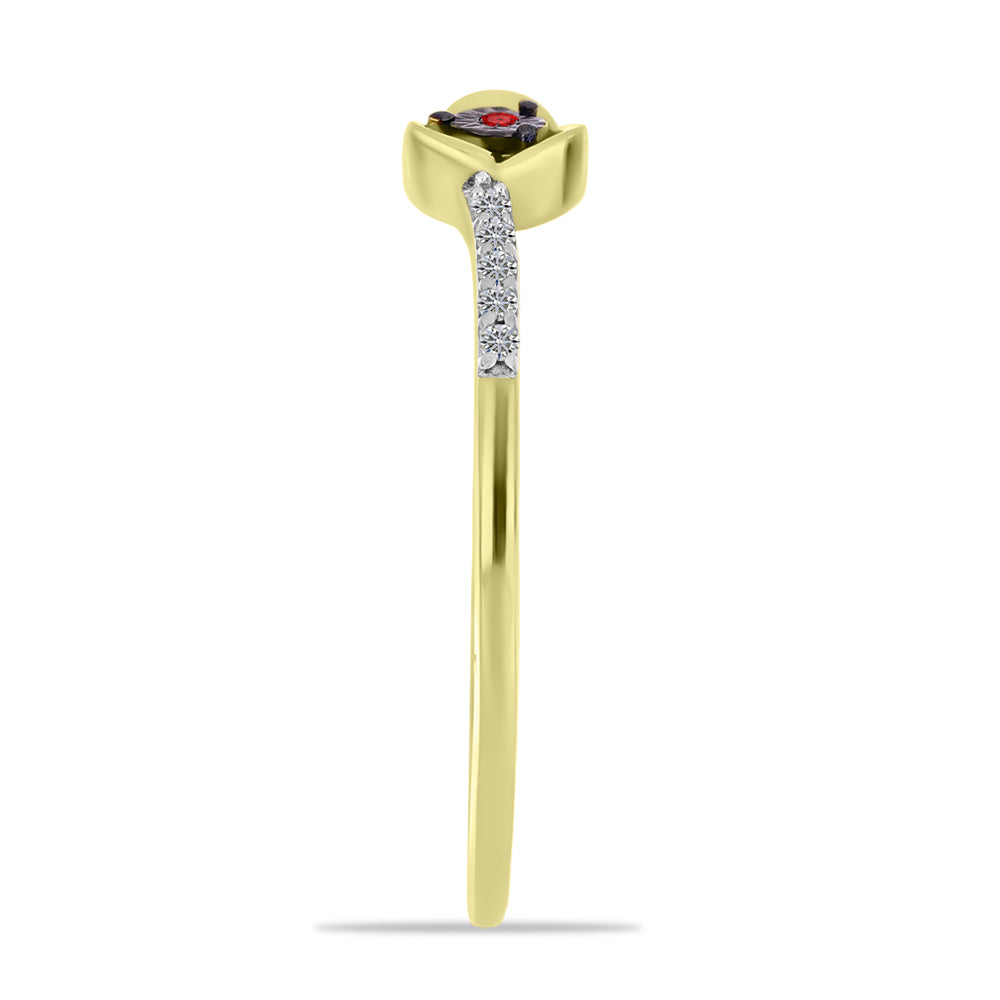 Anel de Prata com Banho de Ouro com Diamante Vermelho e Zircão Branco