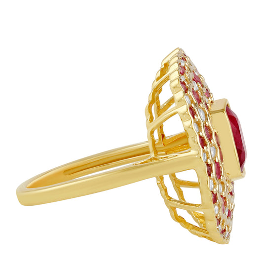 Anel de Prata com Banho de Ouro com Rubi da Tailândia e Topázio Branco Contraste: Cabeca de Veado (800)