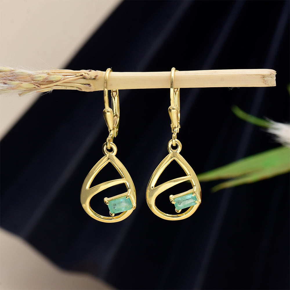 Brincos de Prata com Banho de Ouro com Esmeralda do Brasil