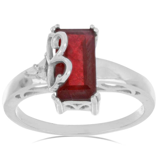 Anel de Prata com Rubi de Madagáscar Contraste: Cabeca de Veado (800)