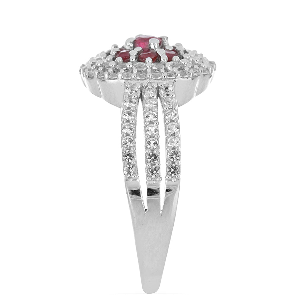 Anel de Prata com Rubi de Madagáscar e Topázio Branco Contraste: Cabeca de Veado (800)