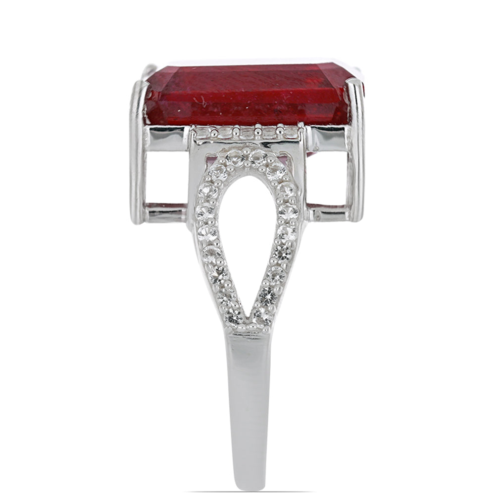 Anel de Prata com Rubi de Madagáscar e Topázio Branco Contraste: Cabeca de Veado (800)