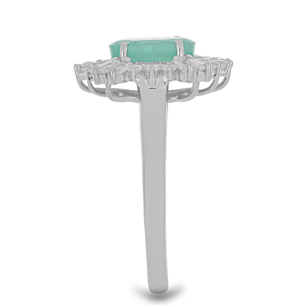 Anel de Prata com Esmeralda do Brasil e Zircão Branco Contraste: Cabeca de Veado (800)