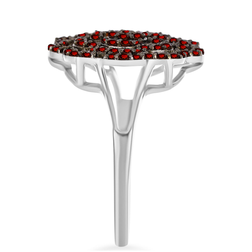 Anel de Prata com Granada de Barton