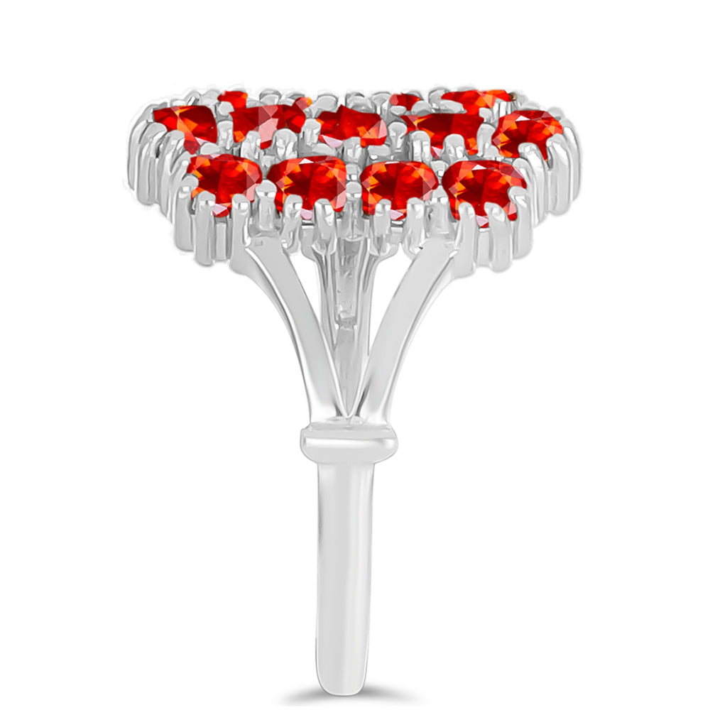 Anel de Prata com Opala Vermelha da Etiópia de Lega Dembi Contraste: Cabeca de Veado (800)