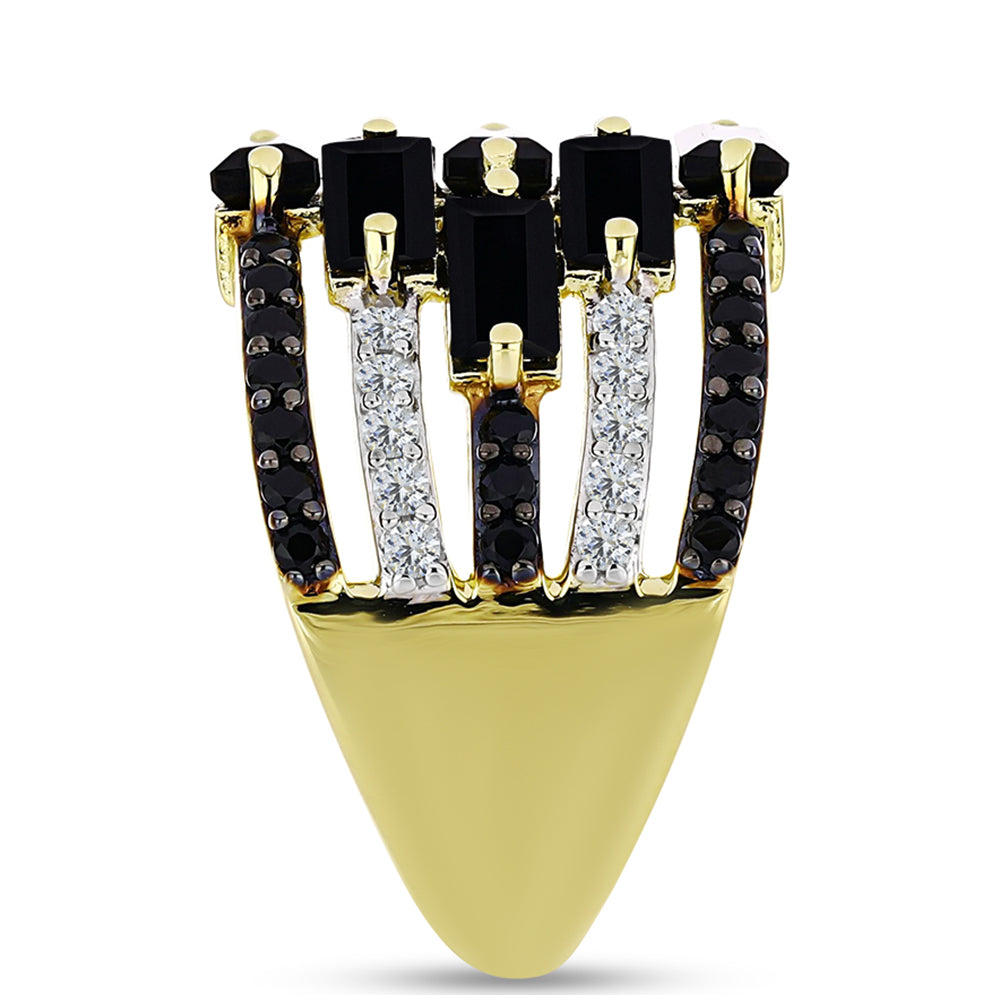 Anel de Prata com Banho de Ouro com Espinela Preta e Topázio Branco Contraste: Cabeca de Veado (800)