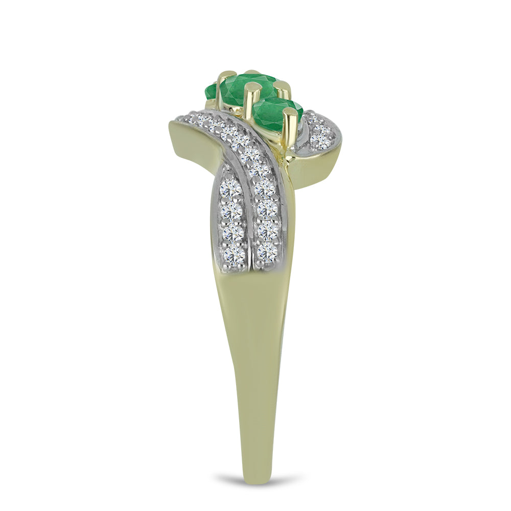 Anel de Prata com Banho de Ouro com Esmeralda do Brasil e Topázio Branco Contraste: Cabeca de Veado (800)