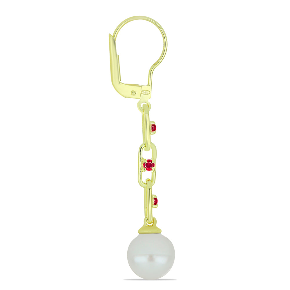 Brincos de Prata com Banho de Ouro com Pérola Branca de Água Doce e Rubi de Madagáscar