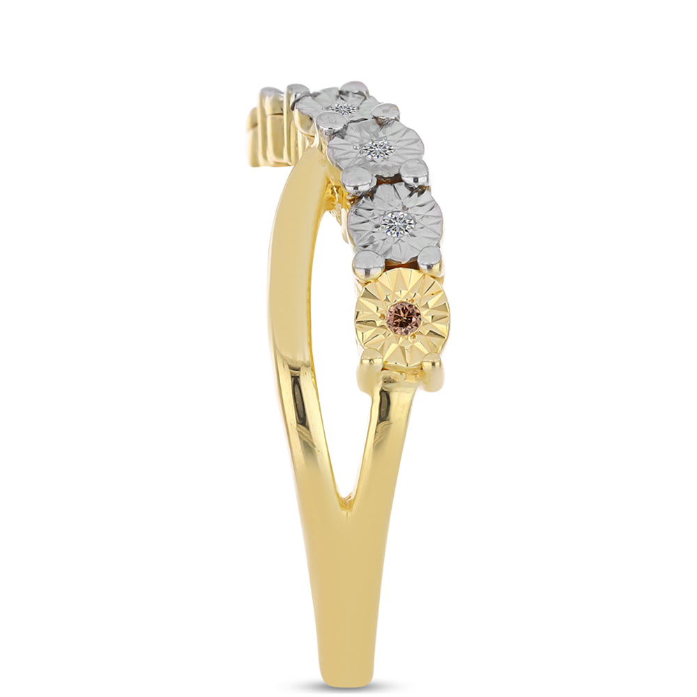 Anel de Prata com Banho de Ouro com Diamante cor de Cognac e Topázio Branco Contraste: Cabeca de Veado (800)