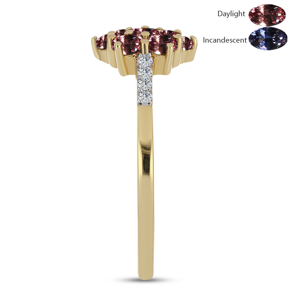 Anel de Prata com Banho de Ouro com Granada Furta-cor de Tsivory e Topázio Branco