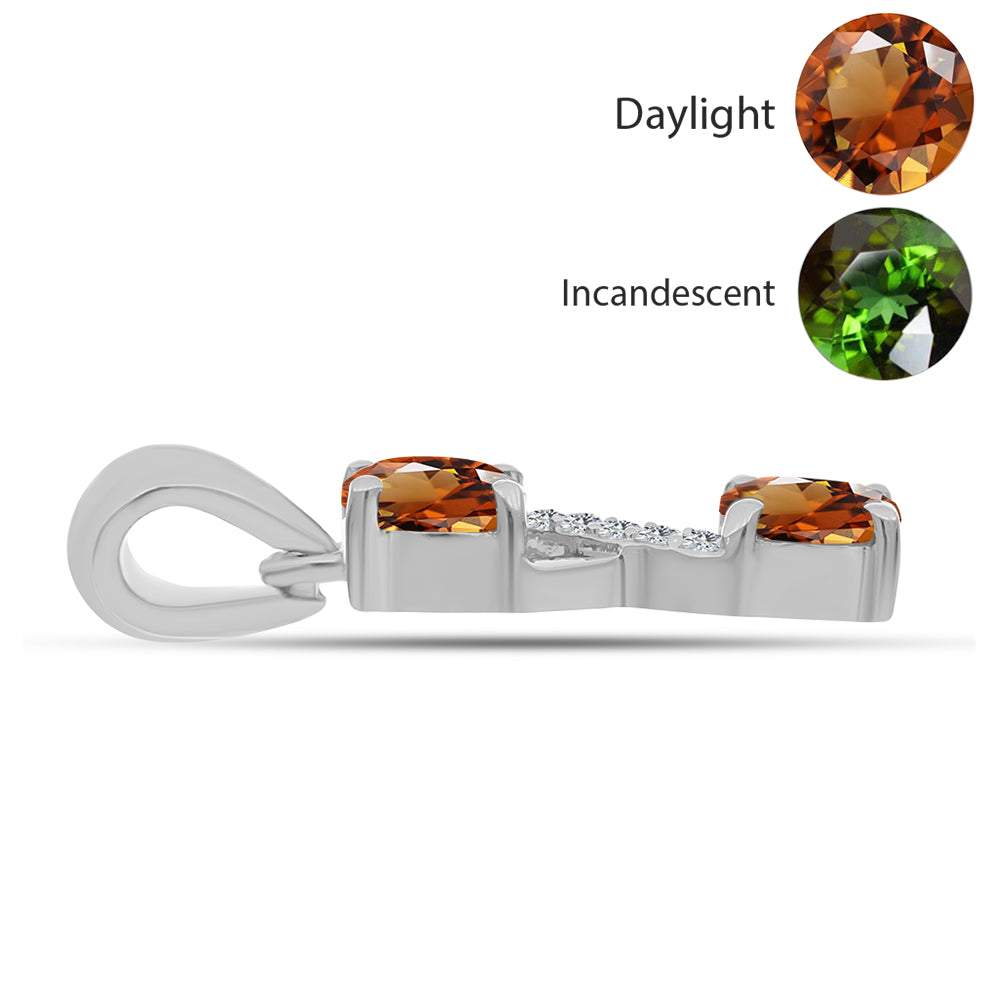 Pendente de Prata com Zultanite da Anatólia certificado e cultivado em laboratório e Topázio Branco