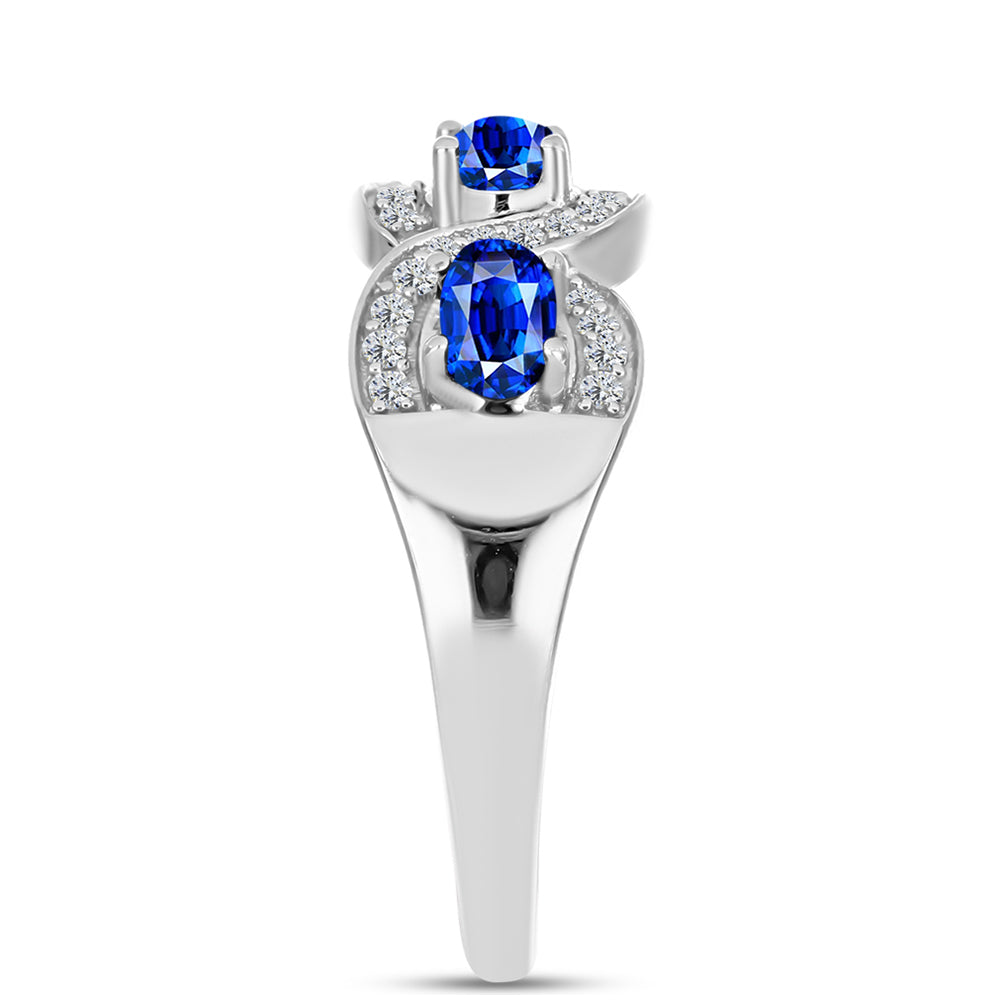 Anel de Prata com Safira Azul Australiana e Topázio Branco Contraste: Cabeca de Veado (800)