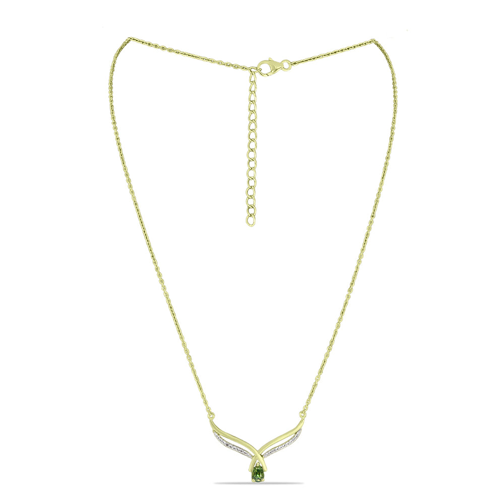 Colar de Prata com Banho de Ouro com Safira Verde e Topázio Branco Contraste: Cabeca de Veado (800)