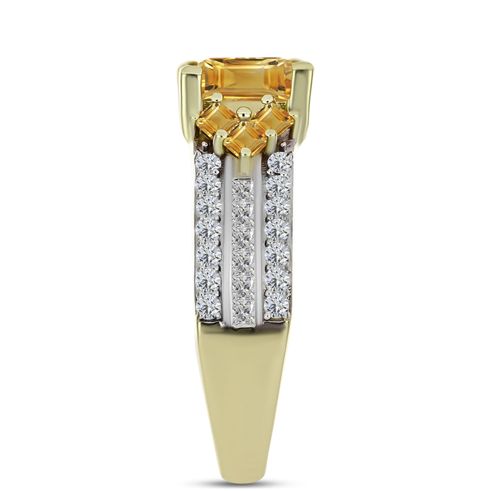 Anel de Prata com Banho de Ouro com Citrino Dourado do Rio Grande e Topázio Branco Contraste: Cabeca de Veado (800)