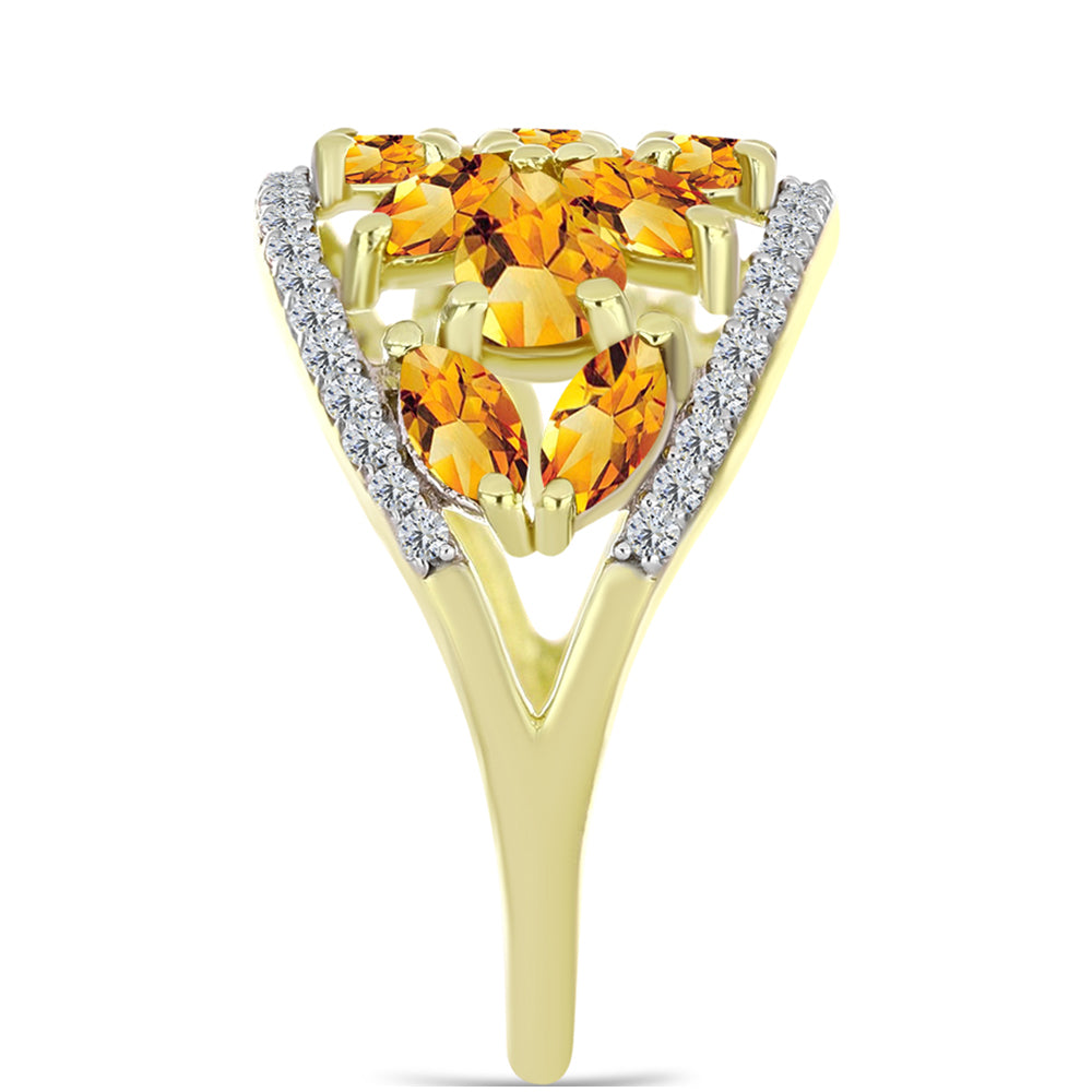 Anel de Prata com Banho de Ouro com Citrino Dourado do Rio Grande e Topázio Branco Contraste: Cabeca de Veado (800)
