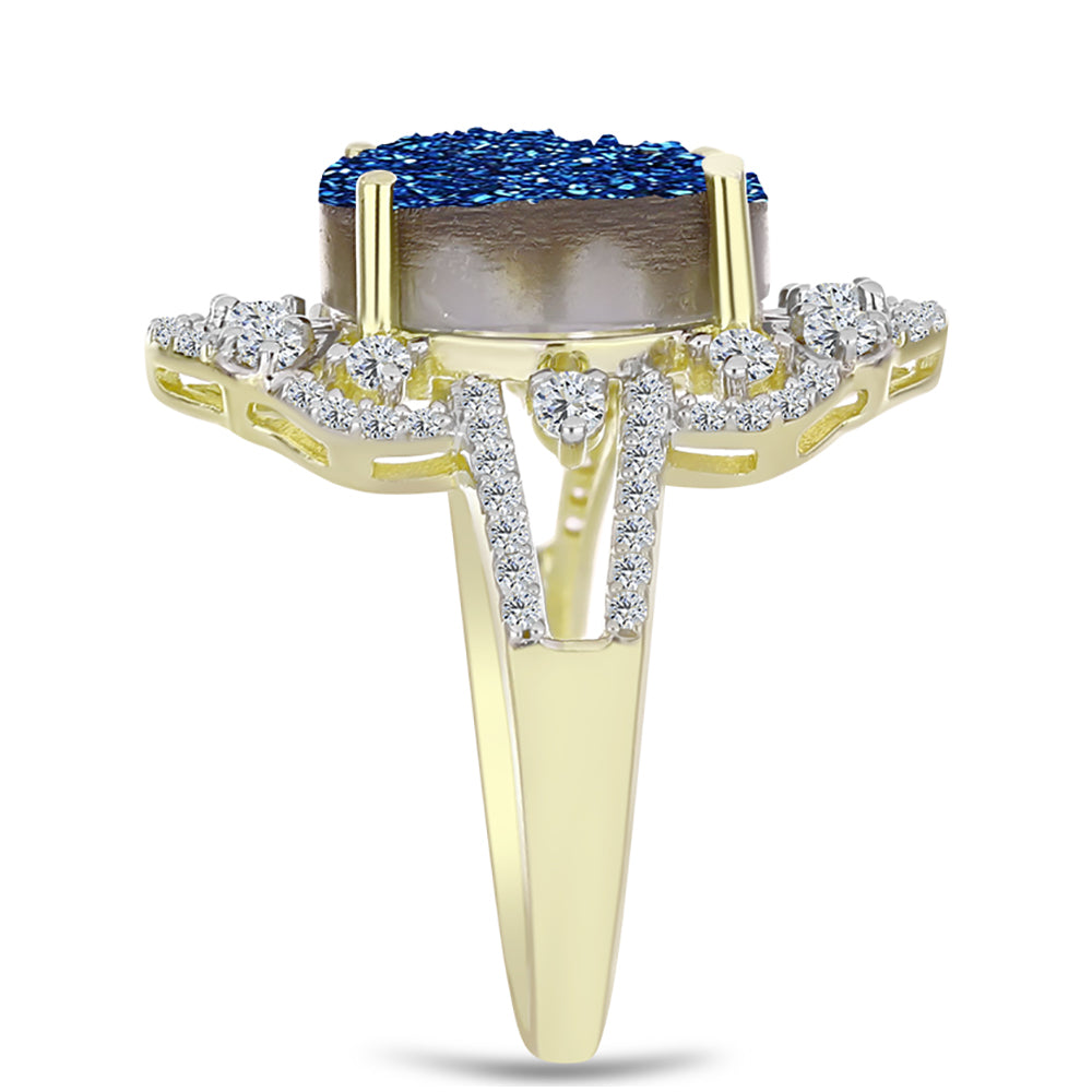 Anel de Prata com Banho de Ouro com Drusy Azul e Topázio Branco Contraste: Cabeca de Veado (800)