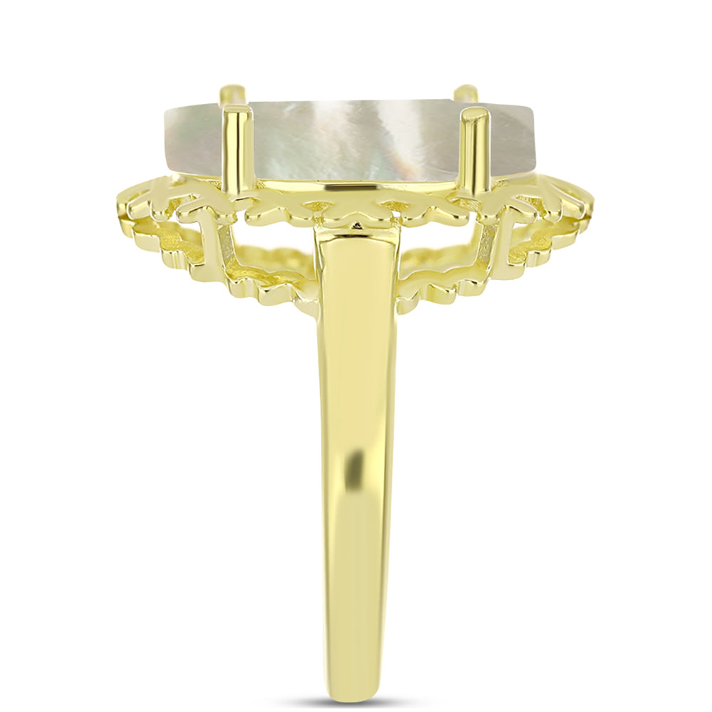Anel de Prata com Banho de Ouro com Mãe de Pérola Contraste: Cabeca de Veado (800)