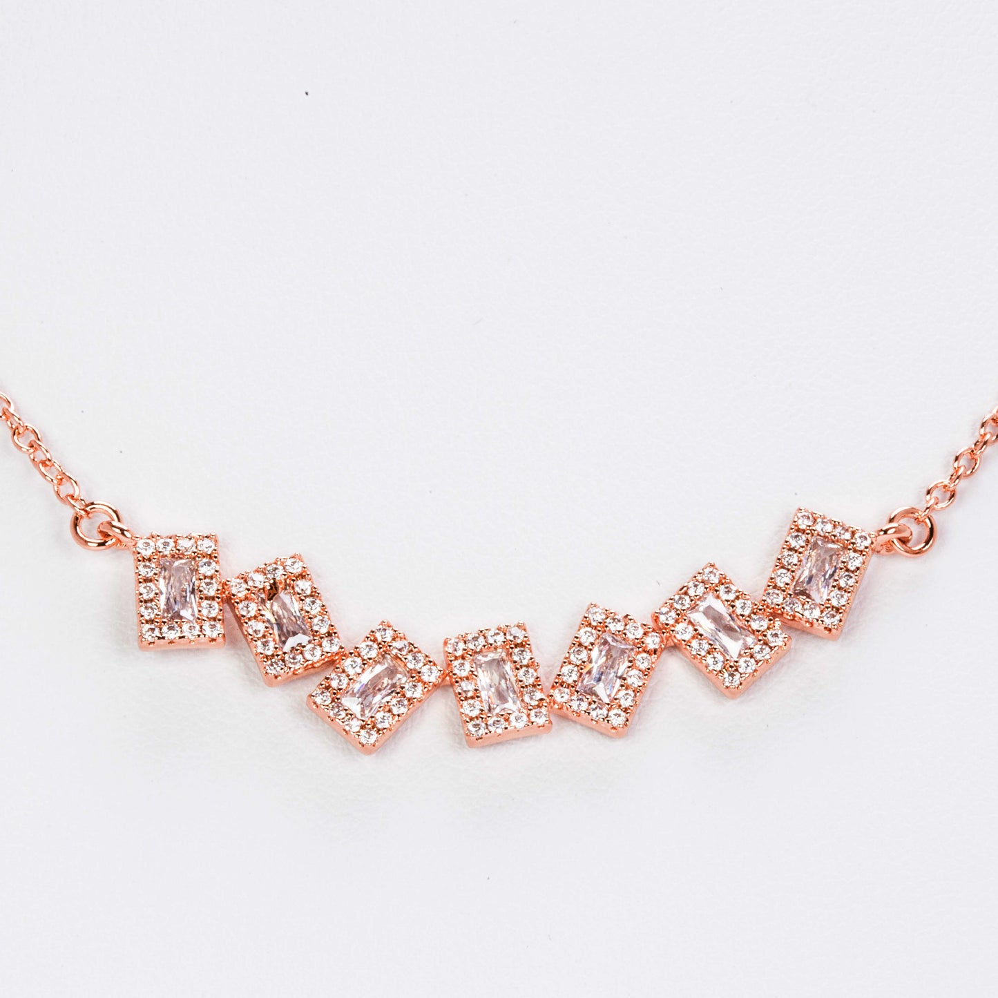 Colar de Liga de Ouro com Cristal Emporia® Branco