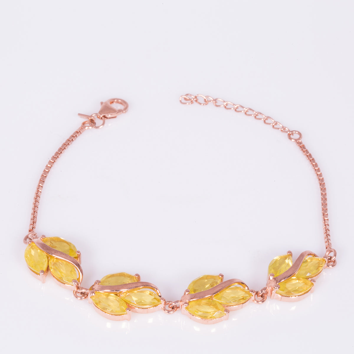 Pulseira de Prata com Banho de Ouro com Diásporo Artificial Contraste: Cabeca de Veado (800)