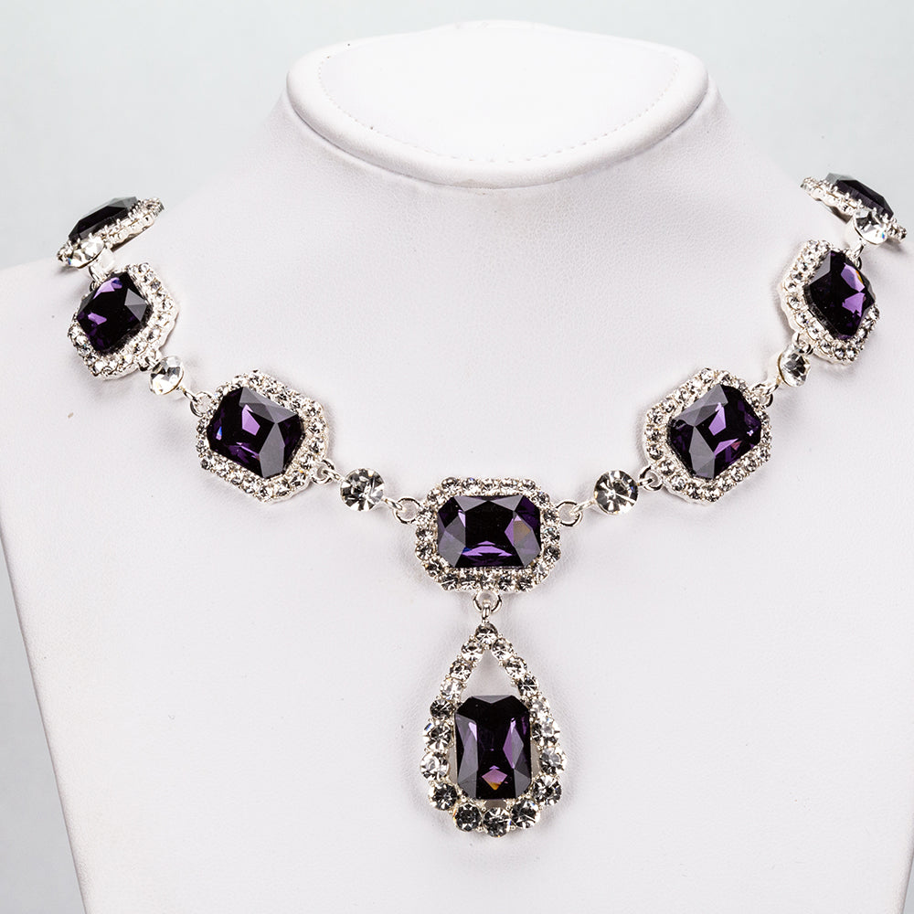 Conjunto de Liga de Ouro Branco com Cristal Emporia® Roxo e Cristal Emporia® Branco ( Colar+Brincos )