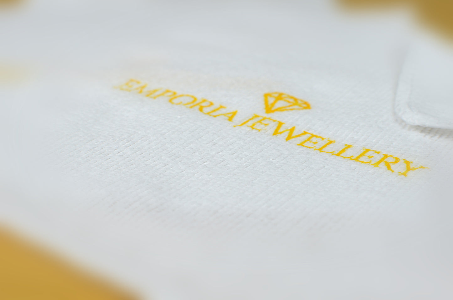 Nano Clear Jewel Pasta de limpeza, polimento e remoção de riscos para Jóias e Relógios 30 ml + 3 pcs de Pano de Microfibra de OFERTA