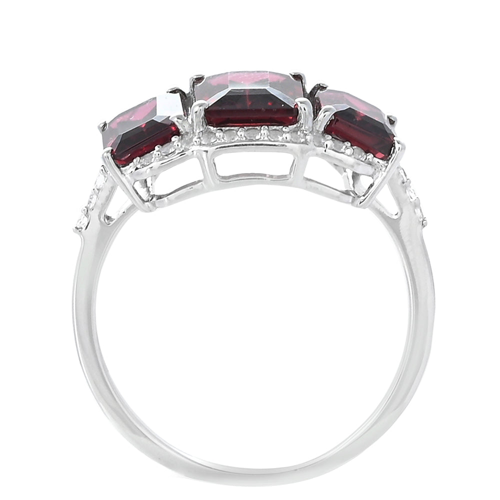 Anel de Prata com Granada de Rhodolite