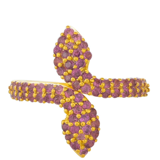 Anel de Prata com Banho de Ouro com Granada de Rhodolite Contraste: Cabeca de Veado (800)