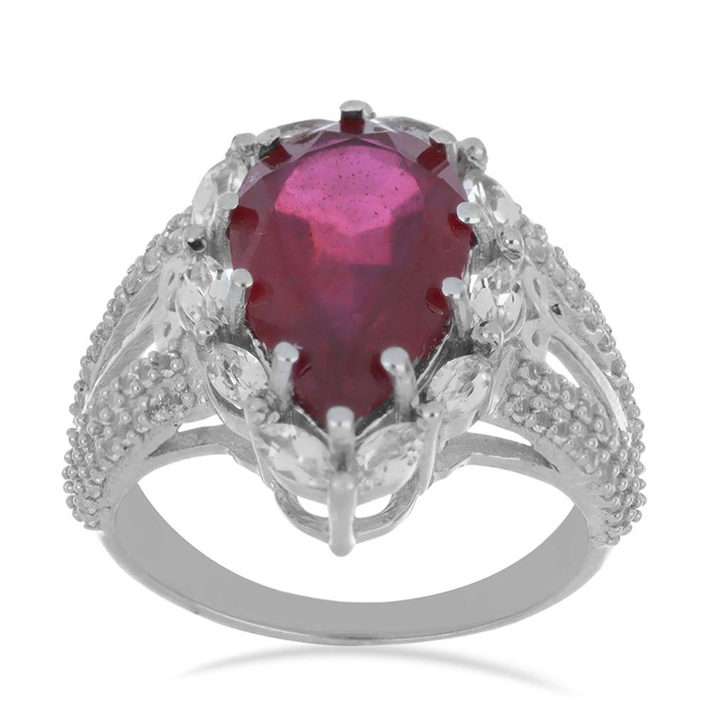 Anel de Prata com Rubi de Madagáscar e Topázio Branco Contraste: Cabeca de Veado (800)