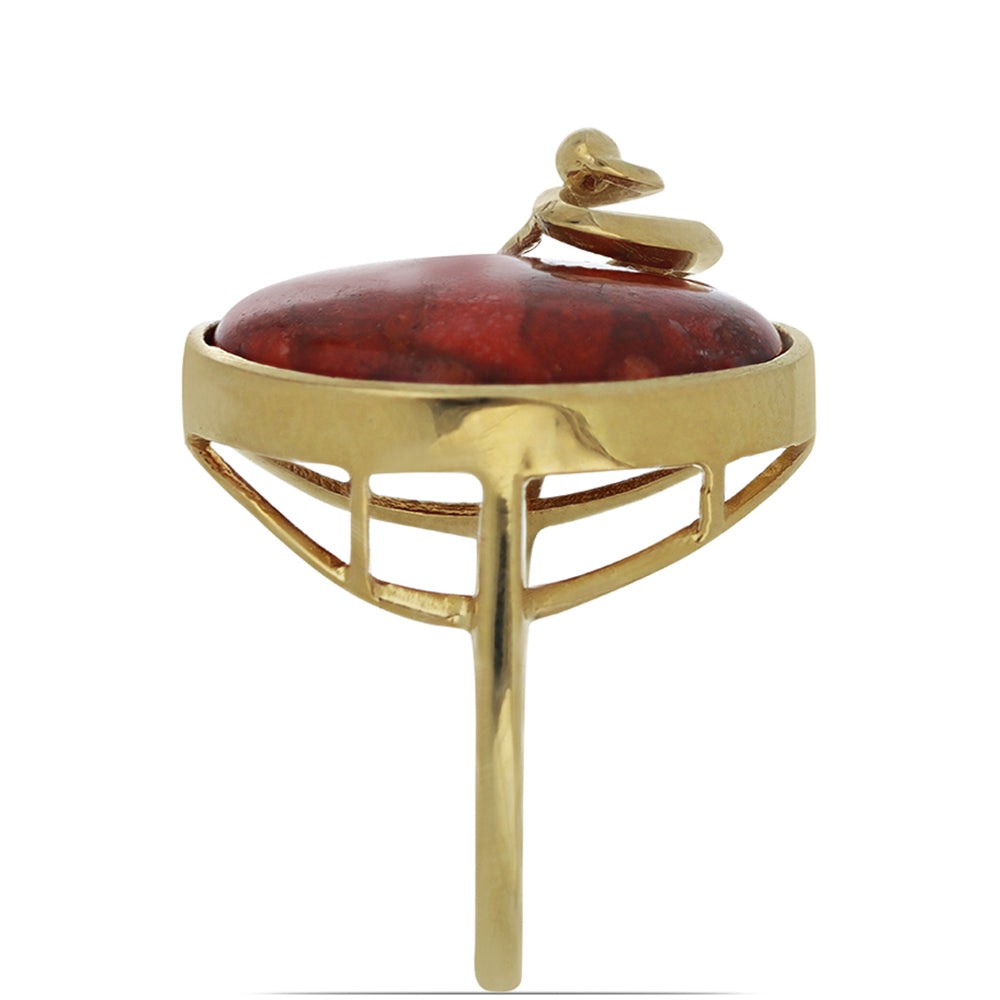 Anel de Prata com Banho de Ouro com Coral Esponja Vermelha Contraste: Cabeca de Veado (800)