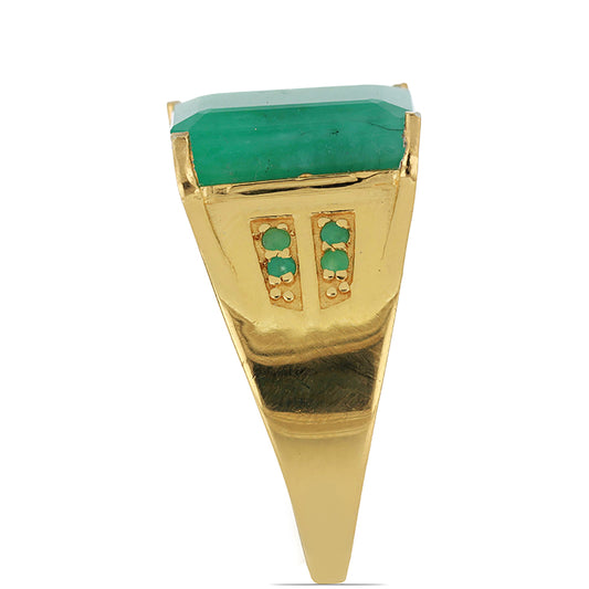 Anel de Prata com Banho de Ouro com Esmeralda do Brasil Contraste: Cabeca de Veado (800)