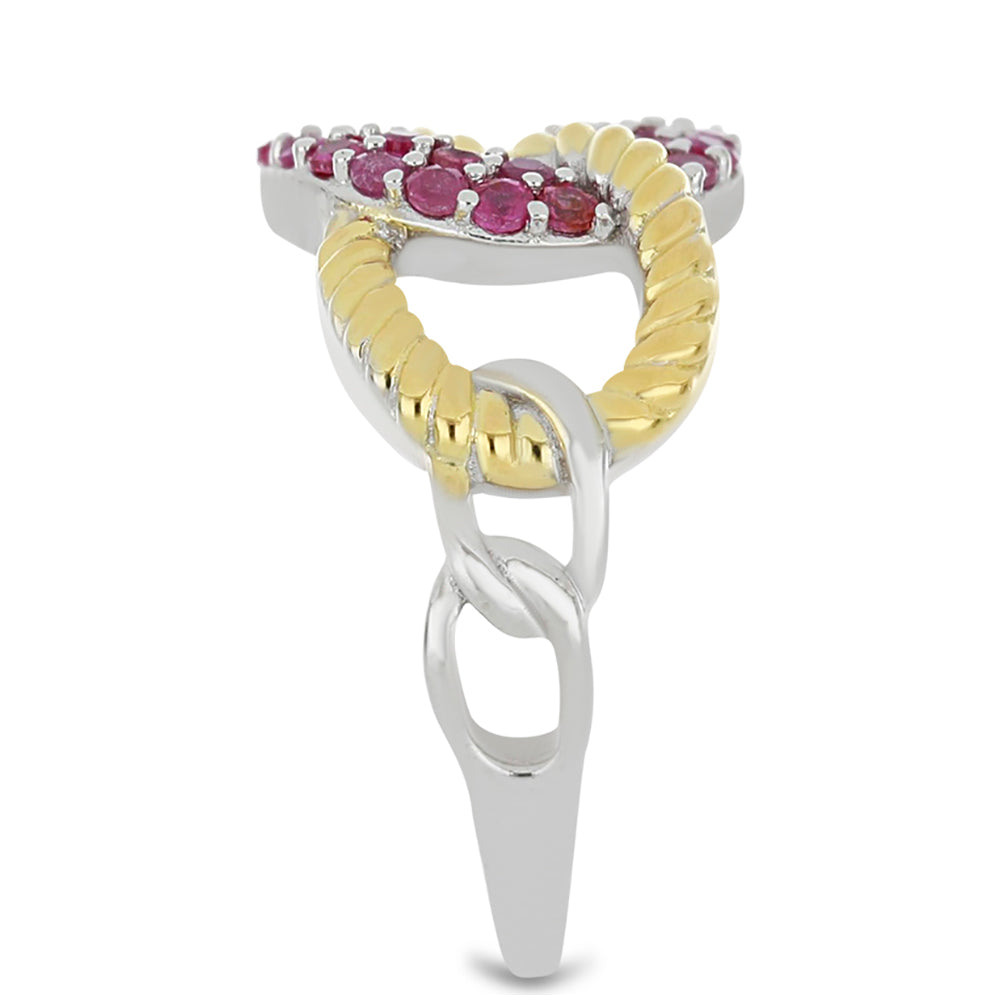 Anel de Prata com Banho de Ouro com Rubi de Madagáscar Contraste: Cabeca de Veado (800)