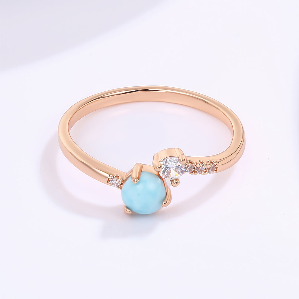 Anel de Liga de Ouro com Cristal Emporia® Azul e Cristal Emporia® Branco 1 