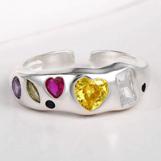 Anel de Liga de Ouro com Cristal Emporia® Vermelho e Cristal Emporia® Amarelo