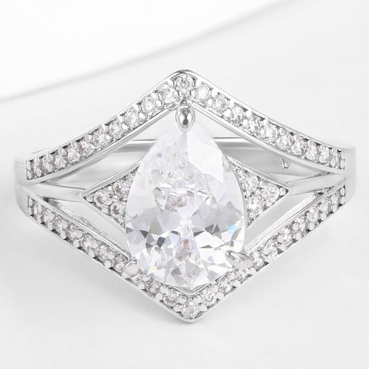 Anel de Liga de Ouro com Cristal Emporia® Branco