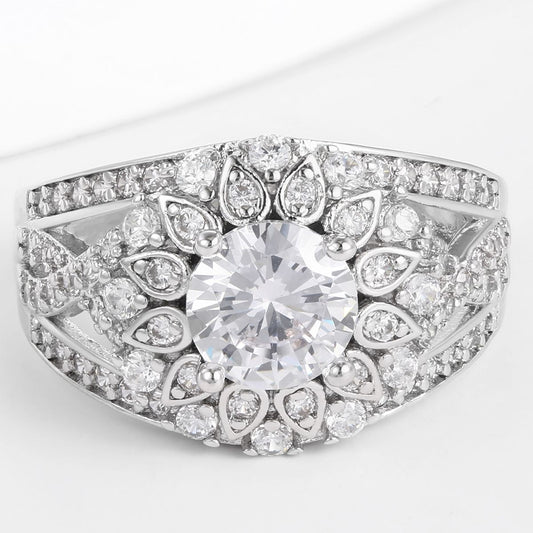 Anel de Liga de Ouro com Cristal Emporia® Branco