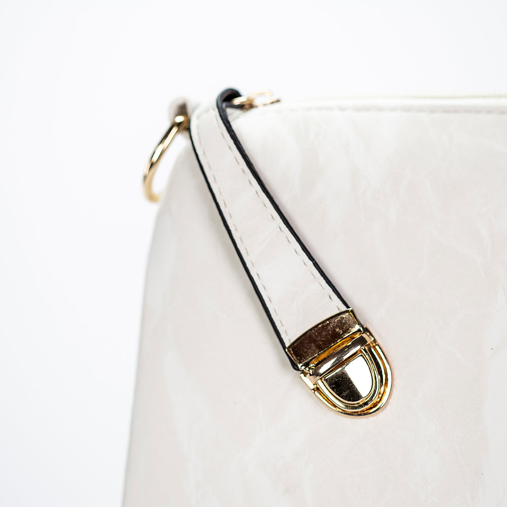 Coleção Primavera Emporia 2025 - “Lua de Marfim”, Conjunto de malas de 6 peças; branco