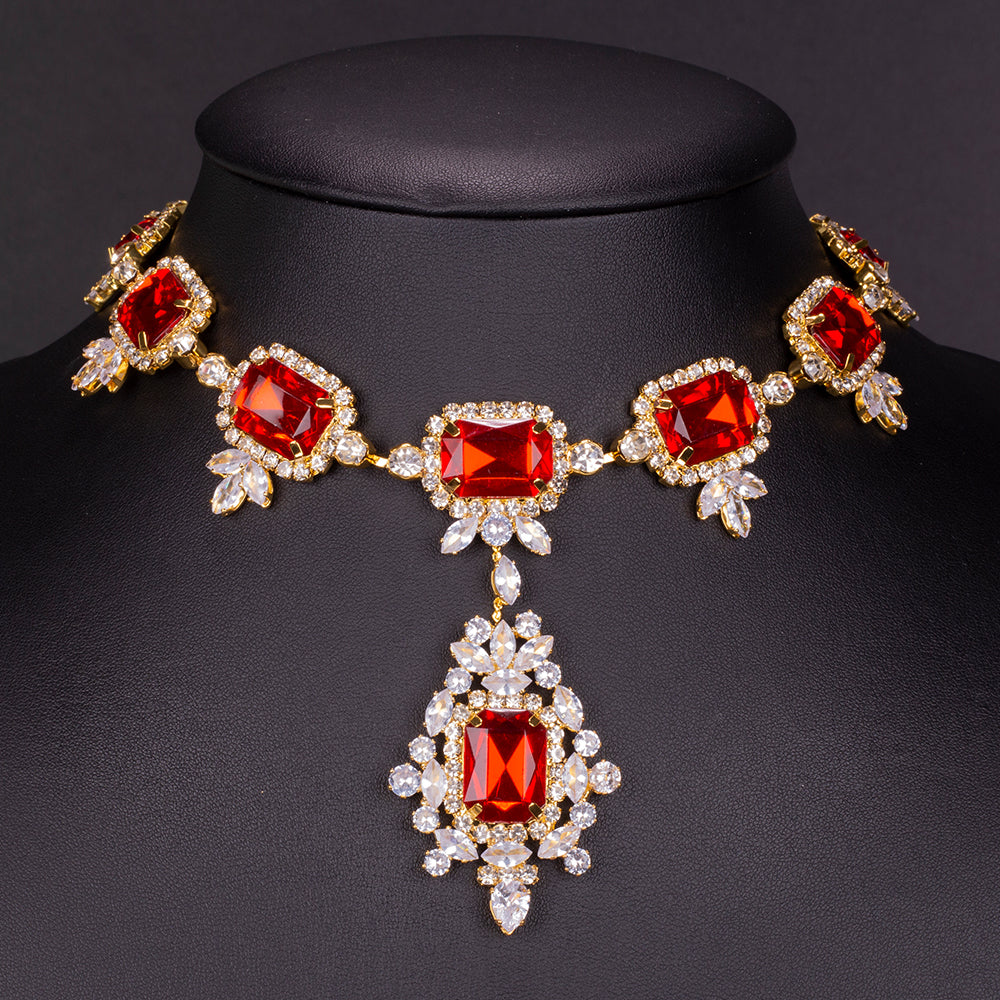 Conjunto de Liga de Ouro com Cristal Emporia® Vermelho e Cristal Emporia® Branco ( Colar+Brincos ) 4 