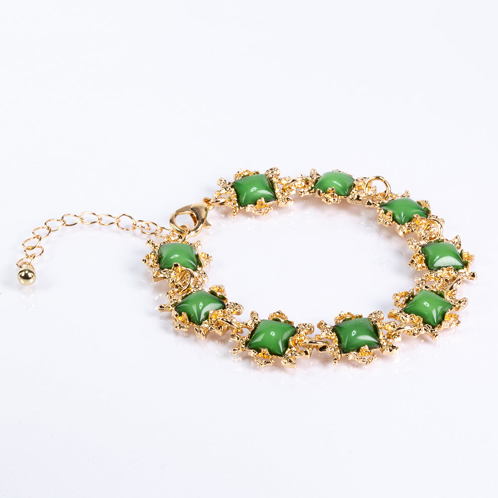 Conjunto de Liga de Ouro com Cristal Emporia® Verde e Cristal Emporia® Branco ( Colar+Brincos+Pulseira )