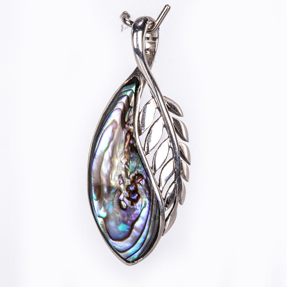 Pendente de Prata com Concha Abalone  Contraste: Cabeca de Veado (800)