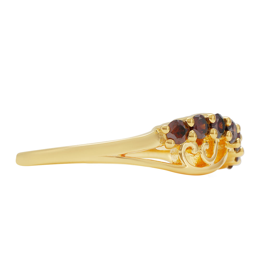 Anel de Prata com Banho de Ouro com Diamante Vermelho