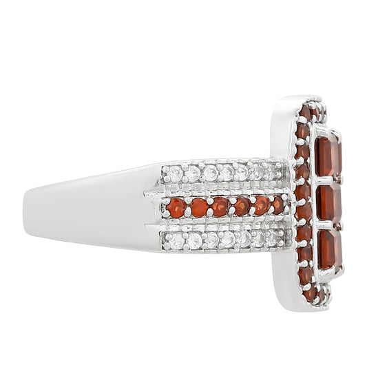 Anel de Prata com Granada e Topázio Branco  Contraste: Cabeca de Veado (800)